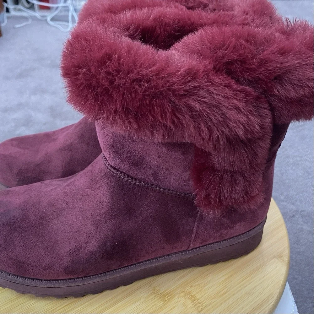 New SO Paulina Women's Size 8‎ Faux Fur Winter Boots - Burgundy Wine